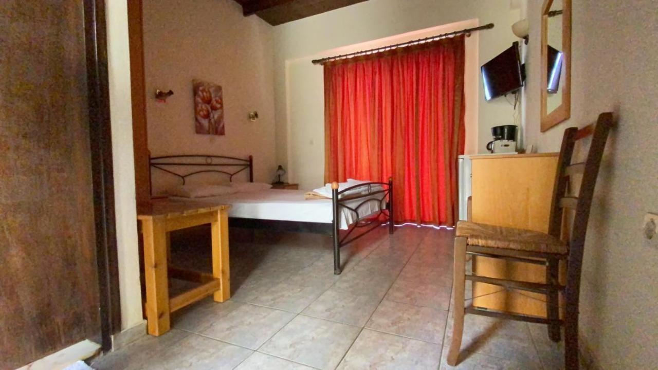 Apanemia Rooms Triopetra Buitenkant foto